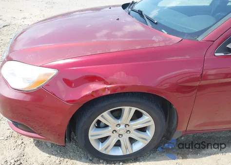 2013 Chrysler 200 Lx from USA, damaged, VIN 1C3CCBAB8DN669761